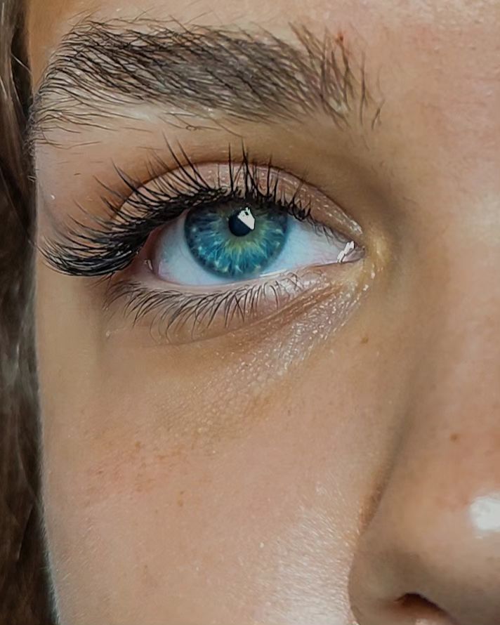 yi_lashes в LOOKY. . Ты красивая!
Просто ...