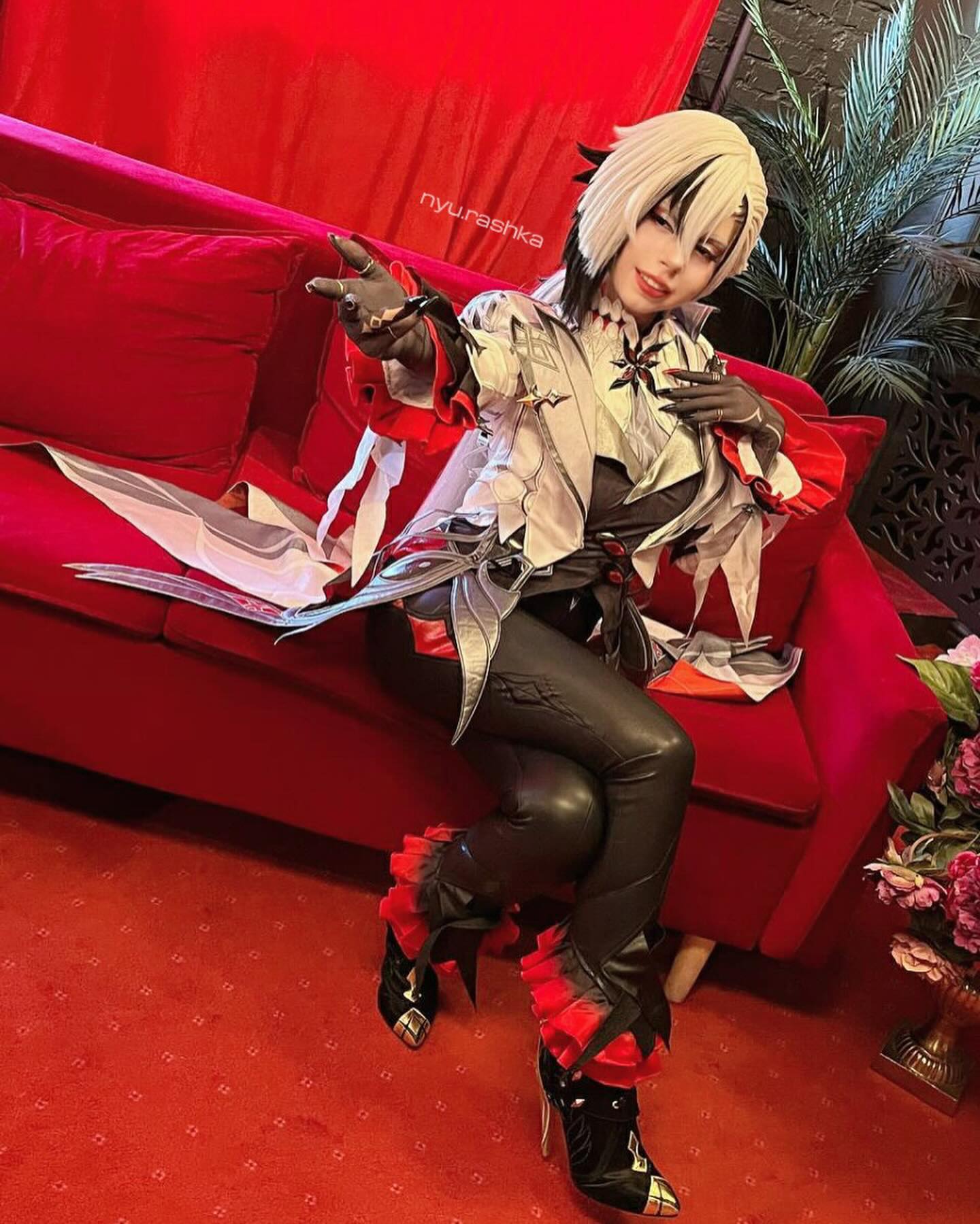 arlixgoldwing в LOOKY. #genshinimpact,#arlecchino,#cosplay. OMG, IT’S MY WOMAN’S...