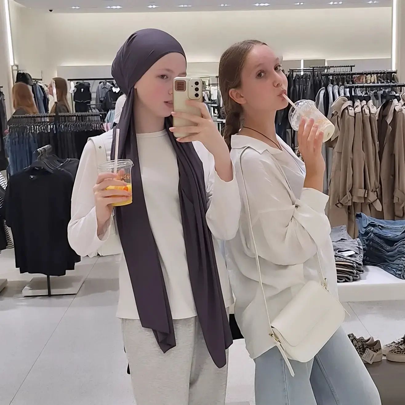 asyll_ibr в LOOKY. . shoping ✨️🤍