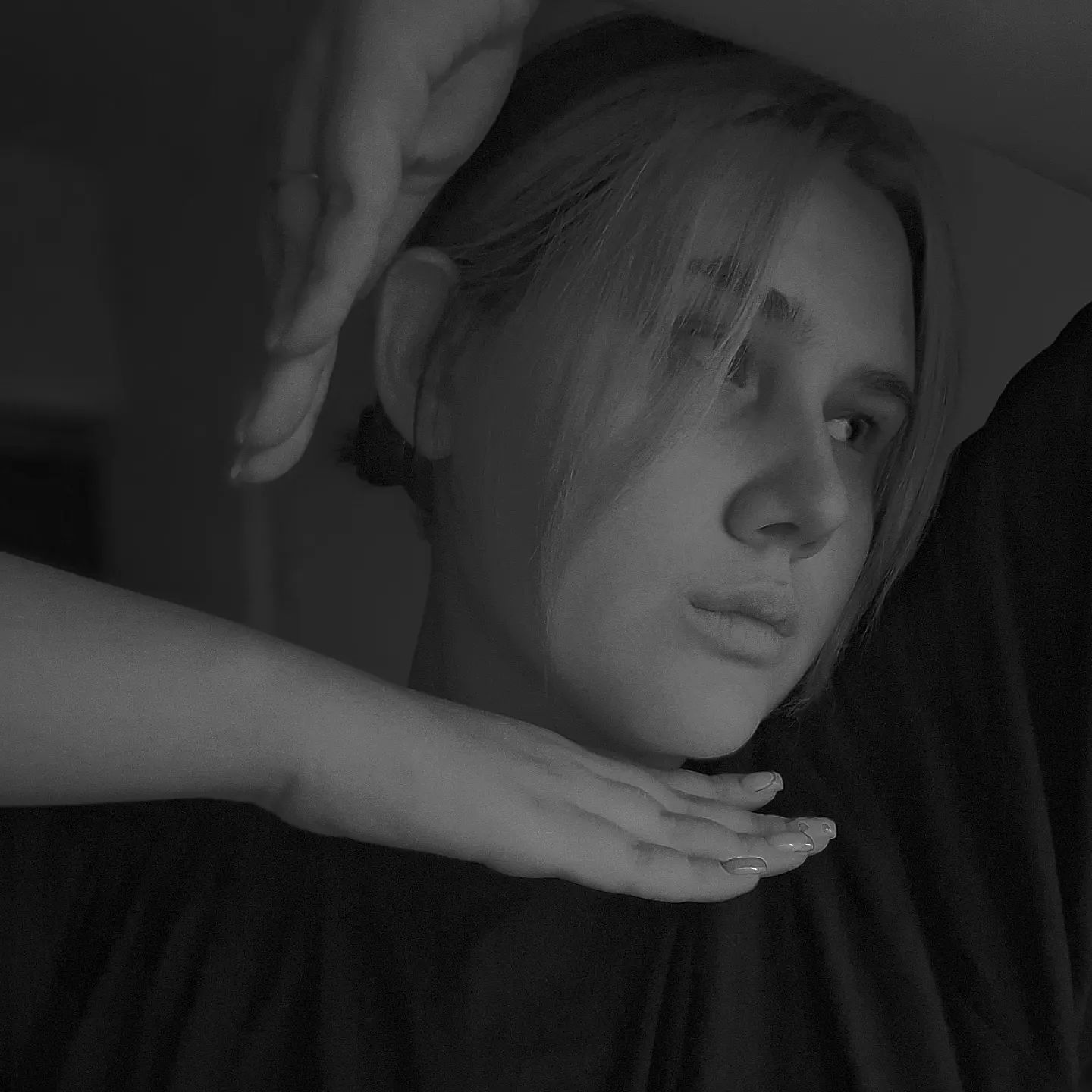 helsy_r_a_i_n в LOOKY. #loveyourself#photoprofile#hand#naturelover#fypシ. “Прими себя, люби се...