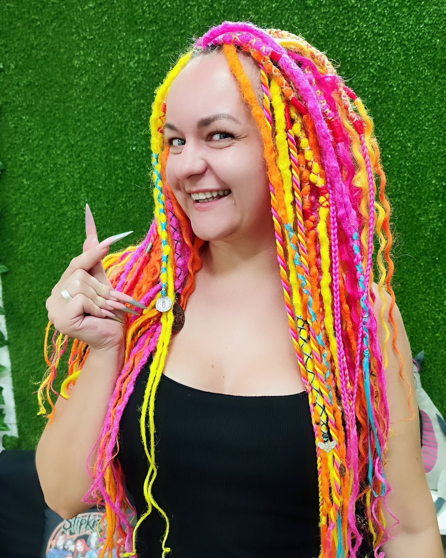 yellow_dreads в LOOKY — фото 3