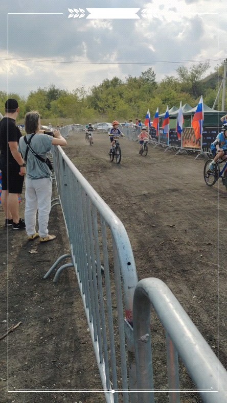 kariglazka.kotya в LOOKY. #МadMax,#велогонка,#мактинбайк,#Липецк,#спорт. Атмосфера, трасса, н...