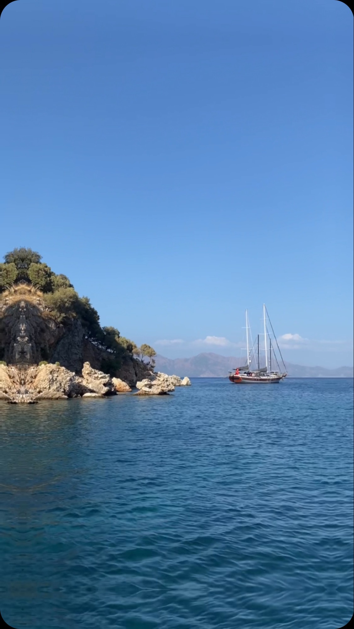 ilyu_r в LOOKY. . Когда  taxi boat све...