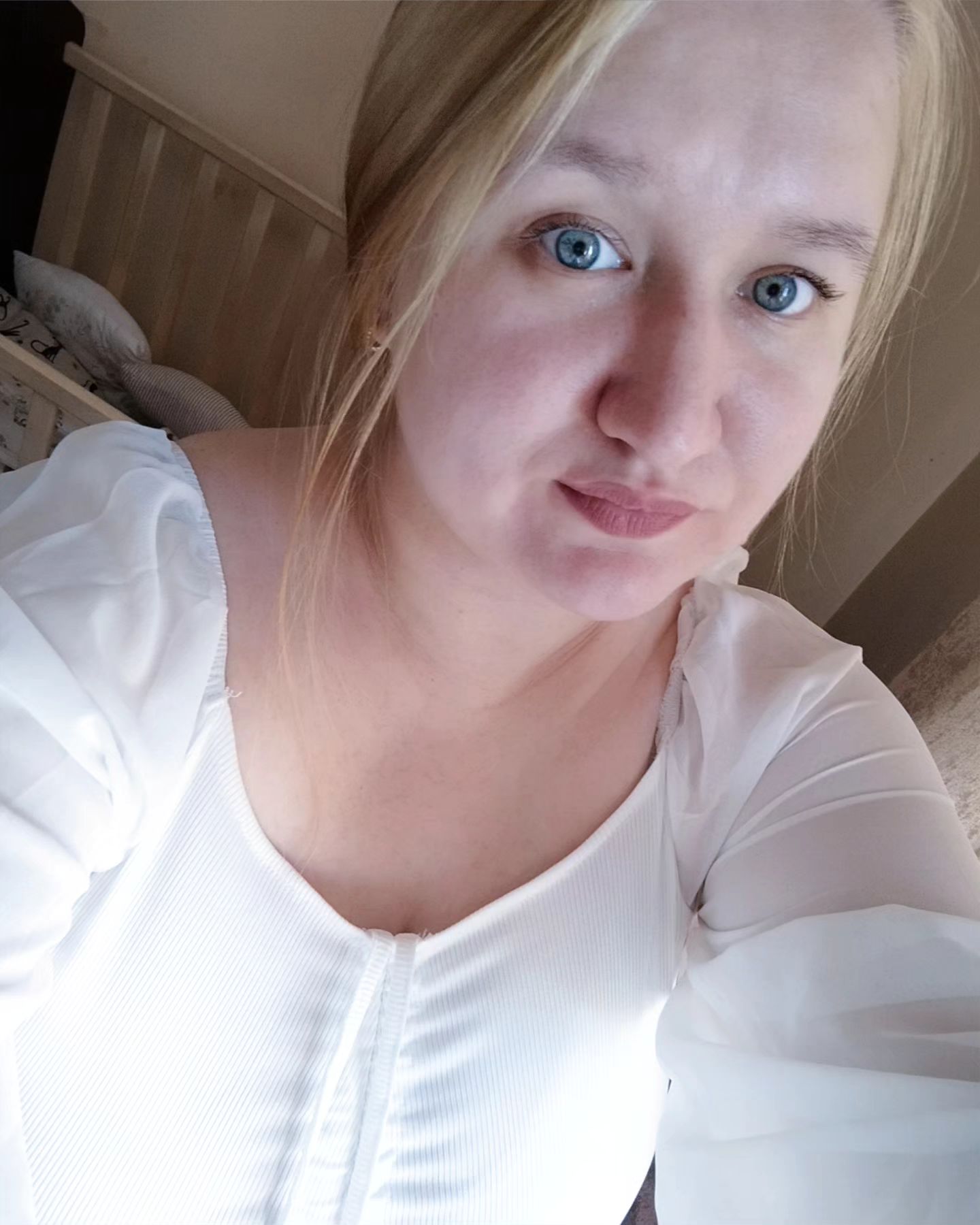 _viktoria_arsienko_ в LOOKY. . null