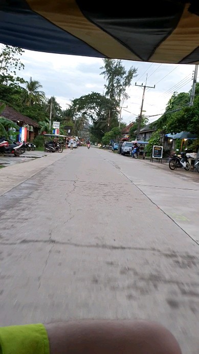 lenkavrednaya в LOOKY. #travel,#thailand,#путешествия,#world,#thai,#таиланд,#summer,#kohlanta,#tuktuk,#taxi,#holiday. #travel #thailand #п...
