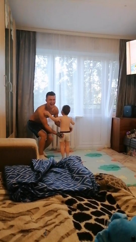 alinaenotik в LOOKY. . Прятки с папой ❤️😍