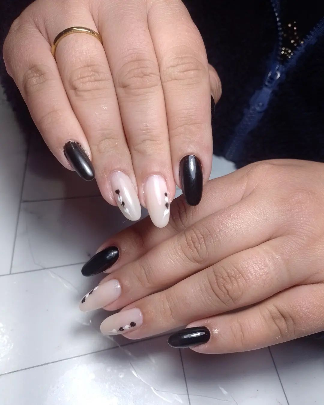 raquelbrazdesignerdeunhas in LOOKY. . Esse preto nada bási...