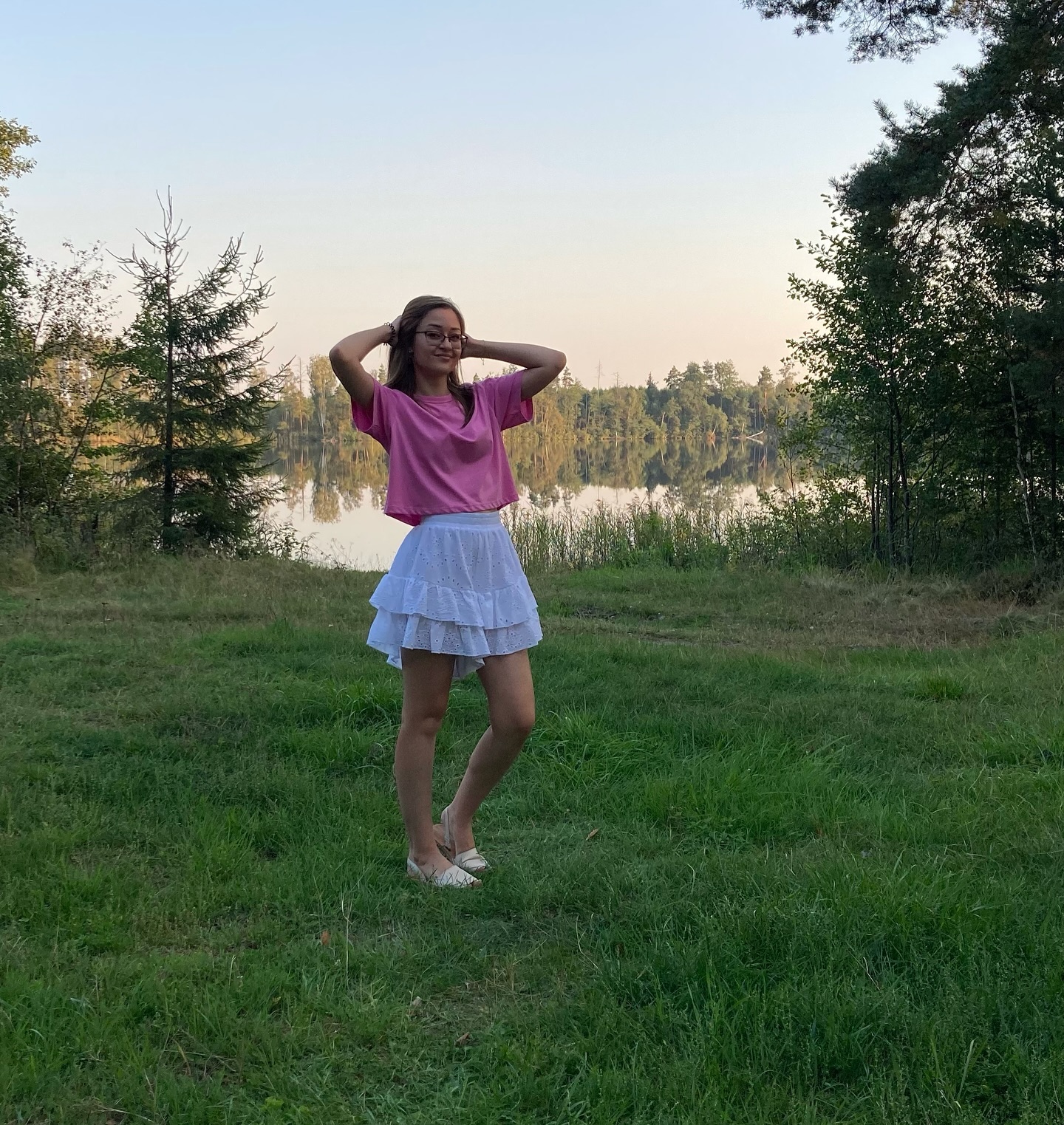 yuliya.apple in LOOKY. #озеро,#влесу,#местосилы,#атмосфералета,#летнеетепло,#красотавокругнас,#такхорошо,#мирвприроде,#солнечныедни,#блог,#lifeblog,#lovelife,#nature_perfection,#relaxtime. Чувствовать и наслаж...
