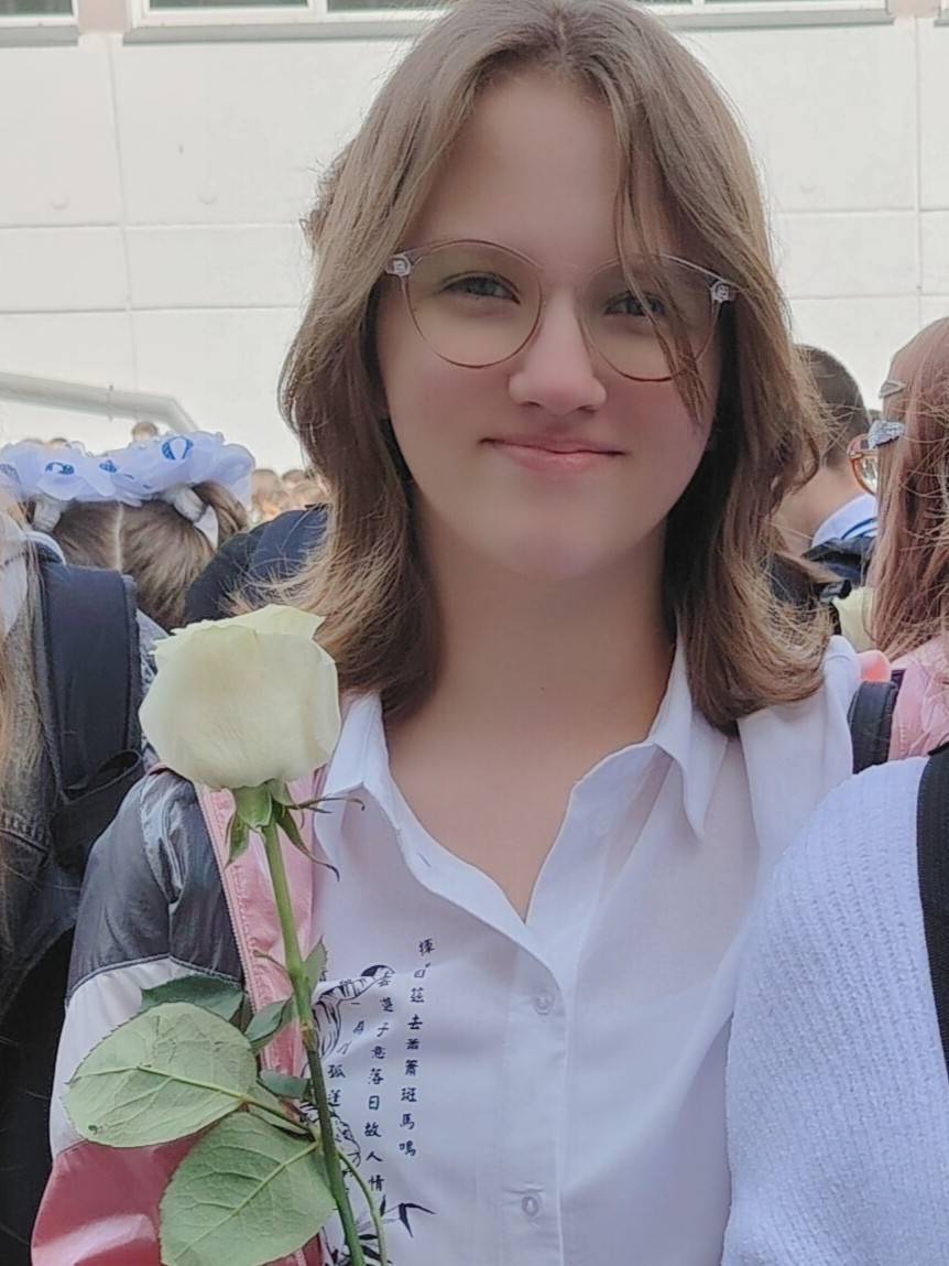 olga11kanfeta в LOOKY. . Моя пятиклассница 🤗