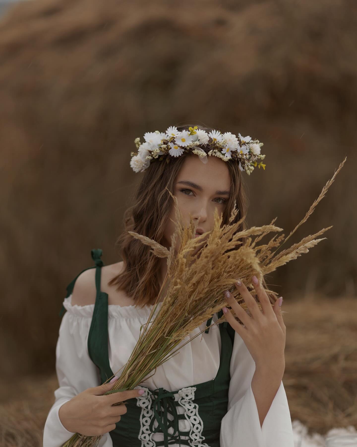 irishka__a01 в LOOKY. . 🤍🌾