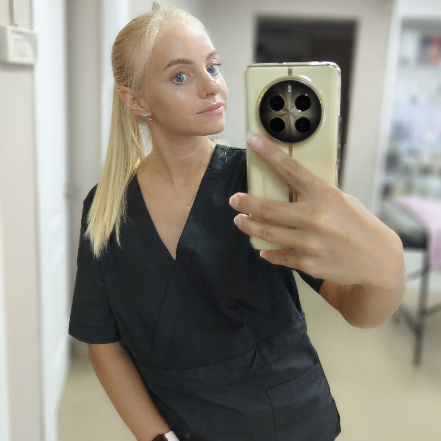 alen_m.i.r в LOOKY. . С 9.09 веду предвари...