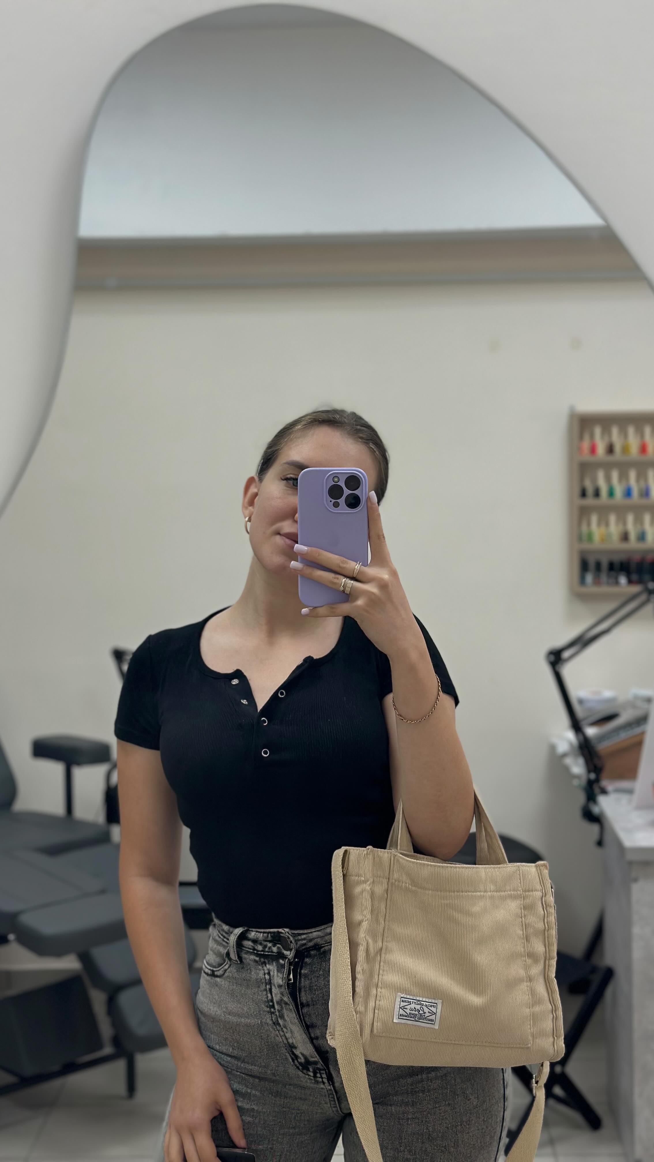 kriiisnailss in LOOKY. . МОЙ новый уютный каб...