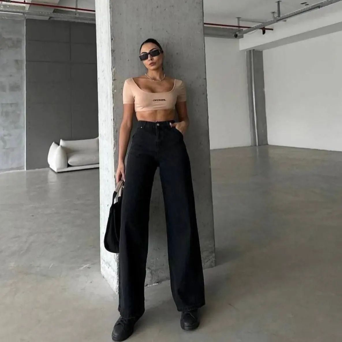 Джинсы 👖 
1400
Размеры 46,48,50
