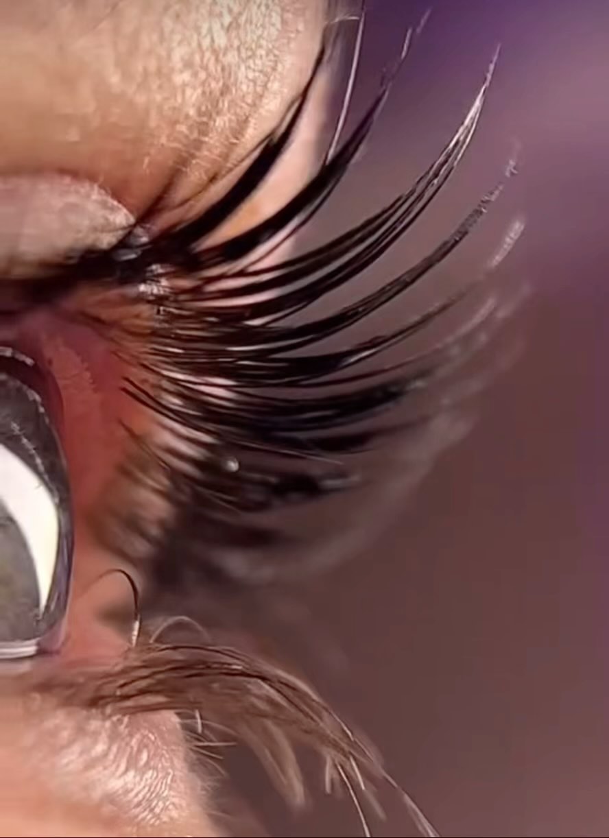 luxury_lashes_nn в LOOKY. . Акция 💣 Только с 9....