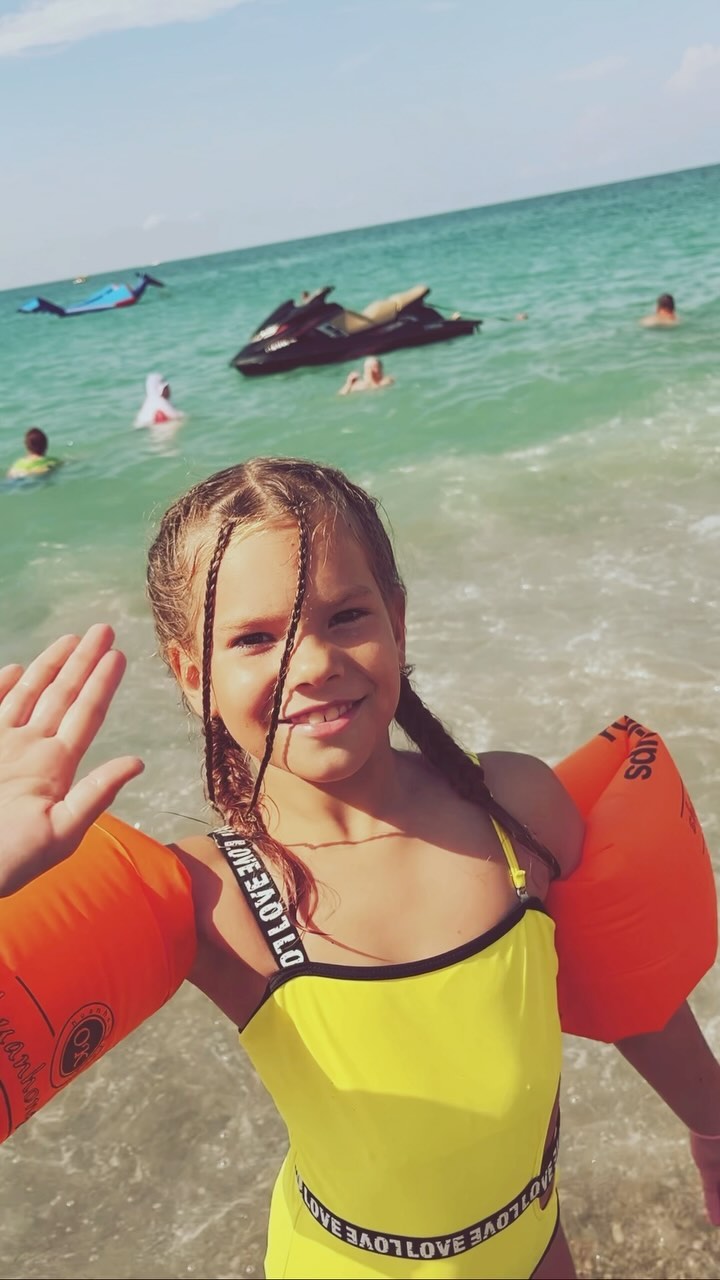 48niki в LOOKY. . null