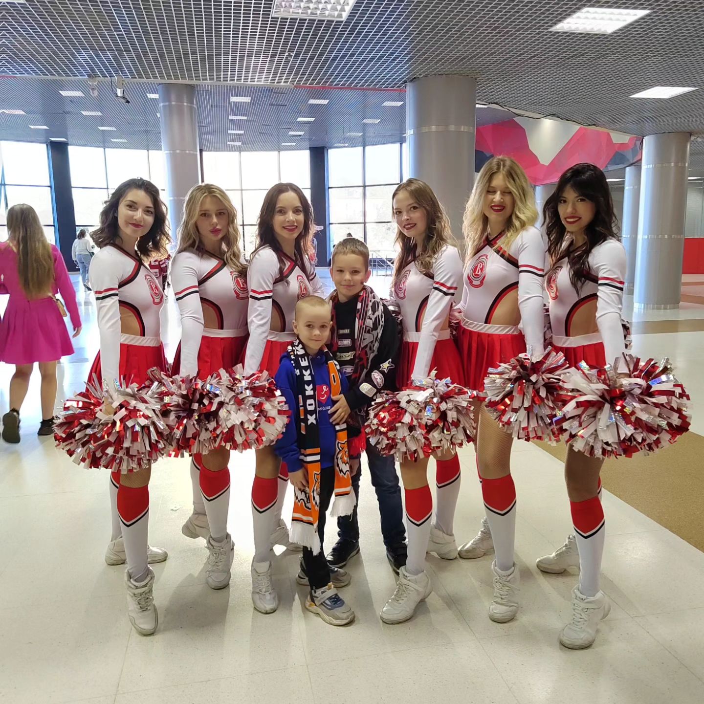 smehovalesya в LOOKY. . Каждый сезон новое ф...