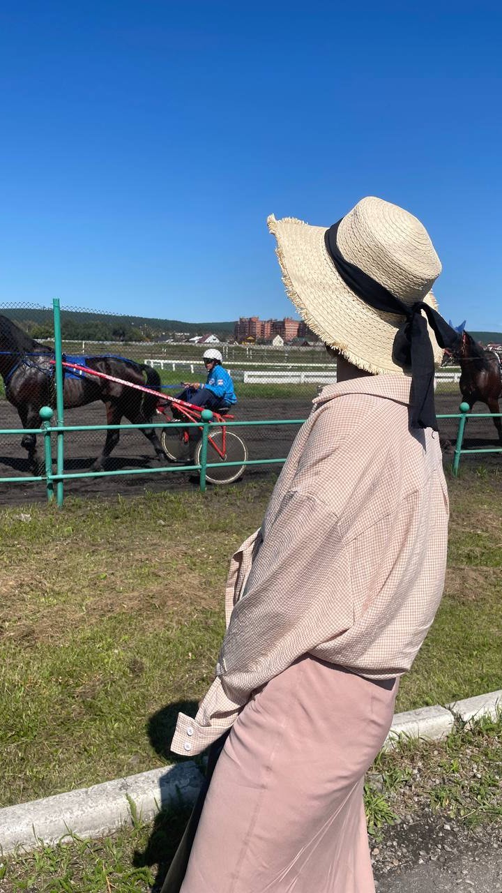 vlasalex в LOOKY. . «И целое лето уже по...