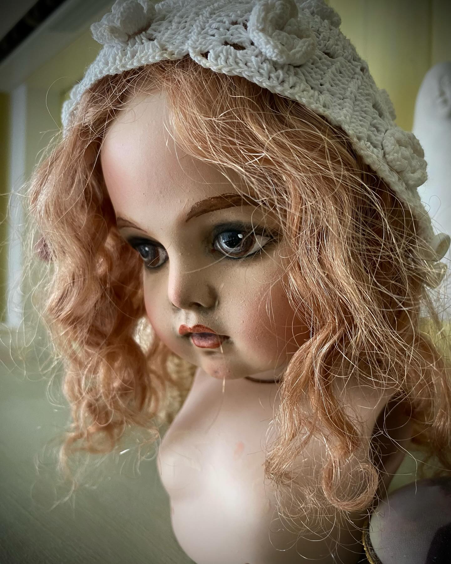 kira_volosenko в LOOKY. #doll,#dolls,#handmade,#авторскаякукла,#куклаизфарфора,#куклавантикварномстиле,#фарфороваякукла,#работанадкуклой,#мастерская,#куклавработе,#росписькуклы. Осень потихоньку вст...