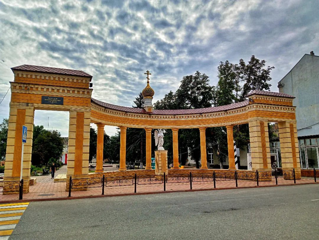 marina.den в LOOKY. #моздок,#mozdok,#mozdok_today,#прогулка,#архитектура,#памятники,#осень,#2024,#времяперемен,#кавказ,#kavkaz,#рсоалания,#севернаяосетия. #моздок #mozdok #moz...