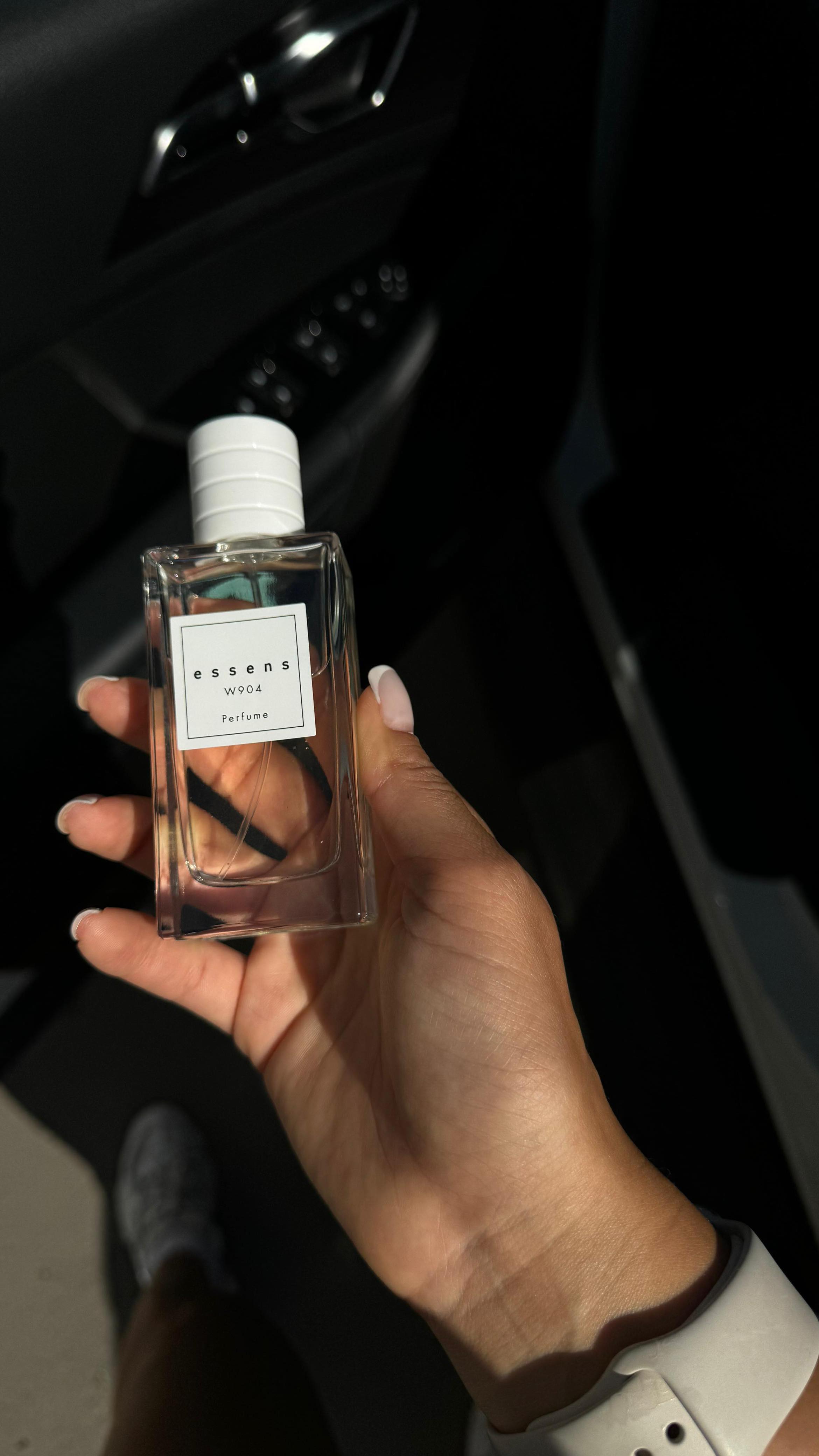 Дарья в LOOKY. #Lanvin,#Dolce,#Giorgio,#Versace,#Lacoste,#Chanel,#Versace,#Givenchy,#Giorgio,#Bvlgari_Aqva_Divina,#ароматы. ДУХИ ДЛЯ РАБОТЫ 👇👇...