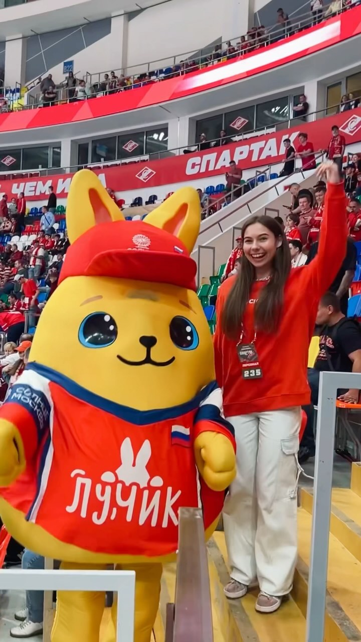 luchik.moscowsun в LOOKY. . Самый яркий болельщи...