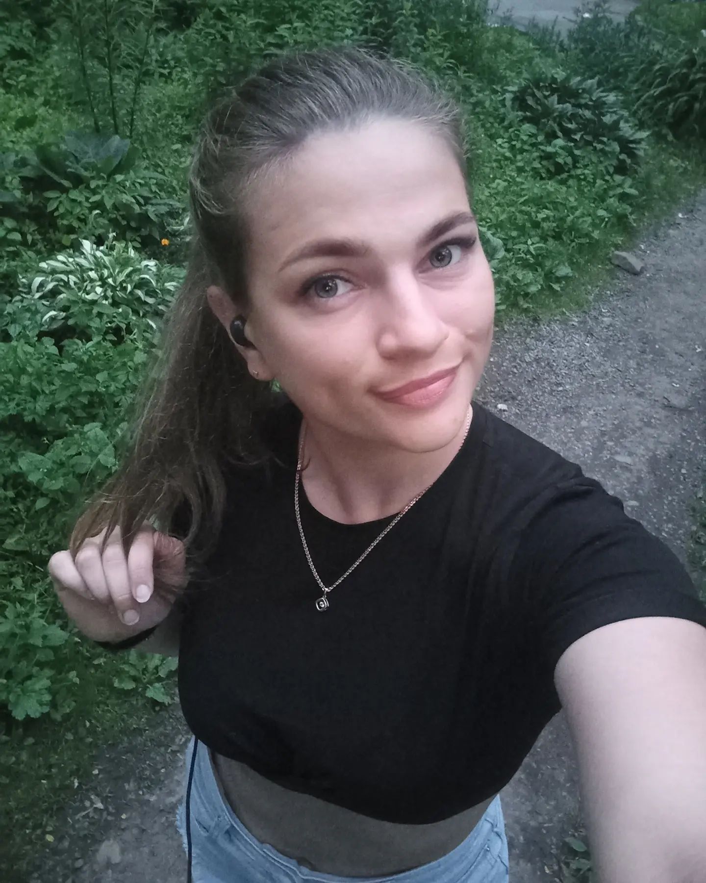haritta в LOOKY. . she is the only one