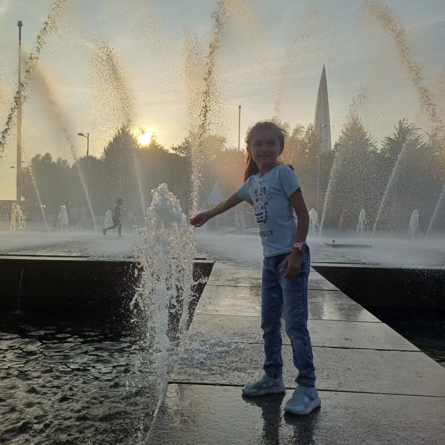 s.i.v.a.kosa в LOOKY. . null