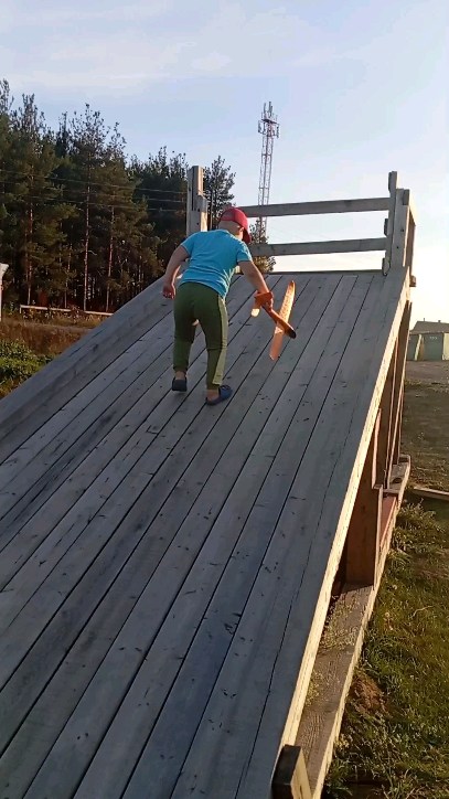 _murka1993_ в LOOKY. . Ну тут бнз коментари...