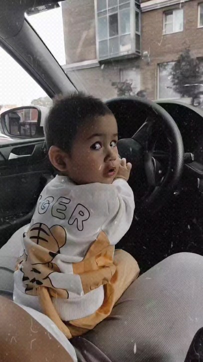 az1mbaeva_aziza в LOOKY. #мама,#машина,#car. Мой маленький водите...