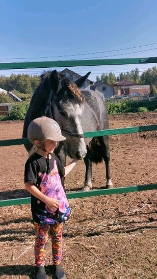anyta._.94g в LOOKY. #конивяблоках. #конивяблоках