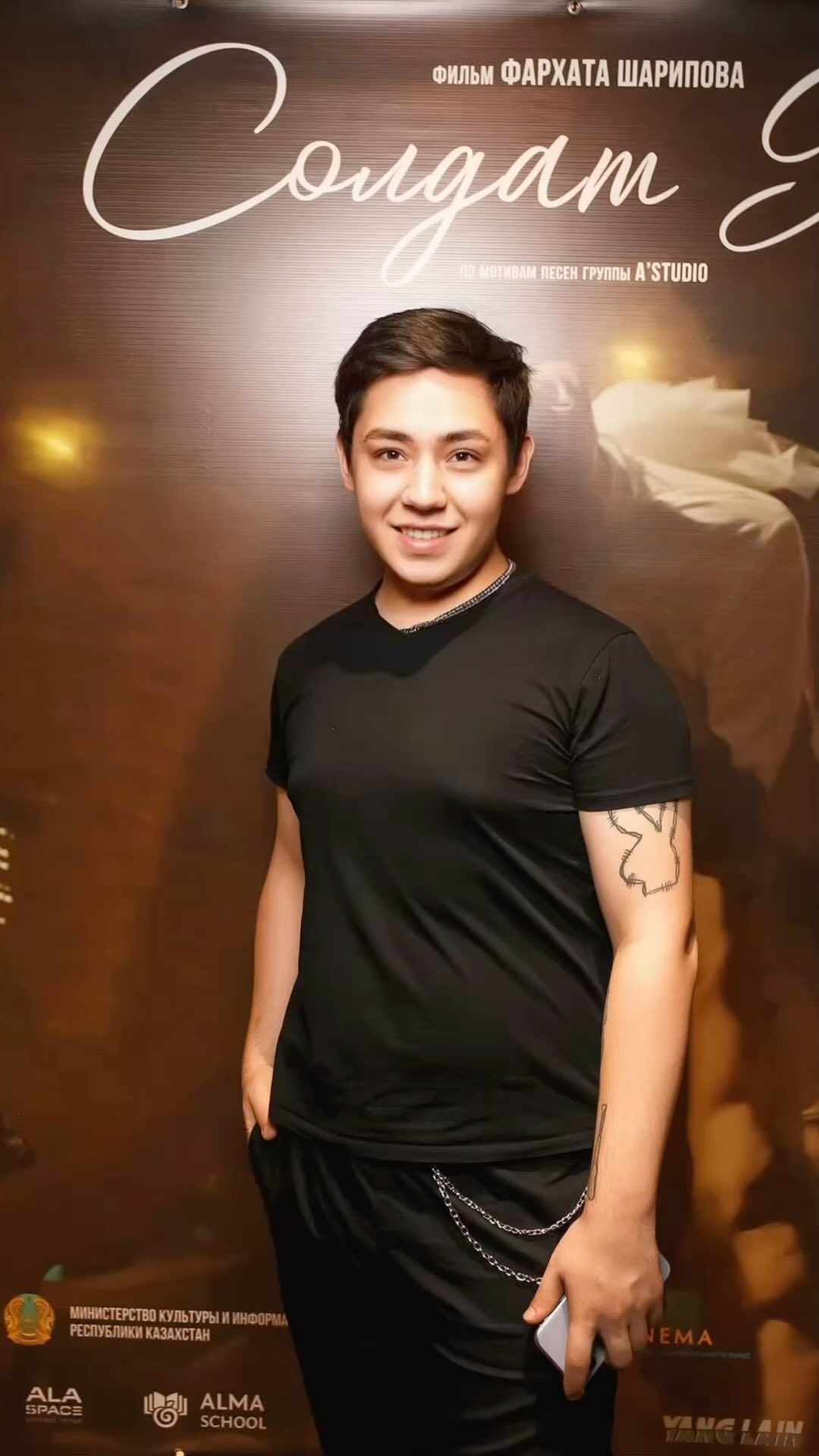 damirkurbanoff в LOOKY. . Это был…экзистенциал...