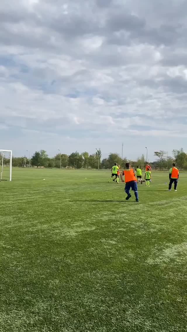 gvardeyskoe в LOOKY. . 🤔 Если не попробует...