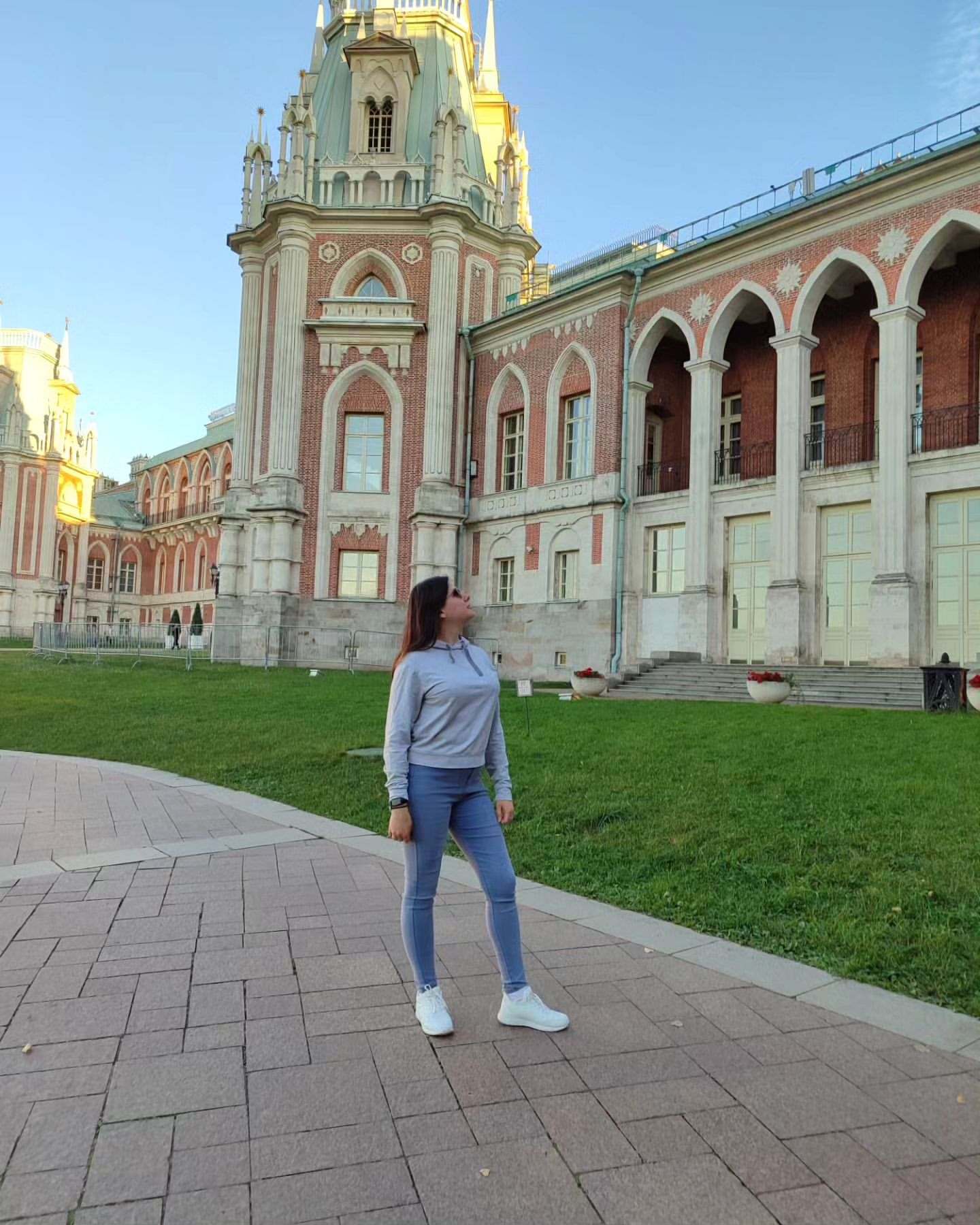 anastasiya_a._k в LOOKY. #царицыно,#россия,#маленькиепутешествия,#осень2024,#посмотринамир,#выходные. 💛🍂🍁#москва #цариц...