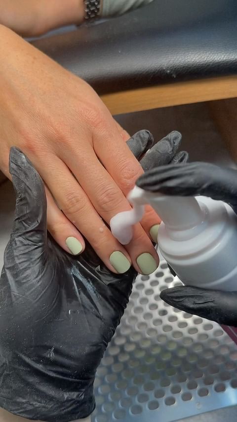 kriiisnailss in LOOKY. #маникюрастрахань,#осеннийманикюр,#ногтиастрахань💅. #маникюрастрахань #о...