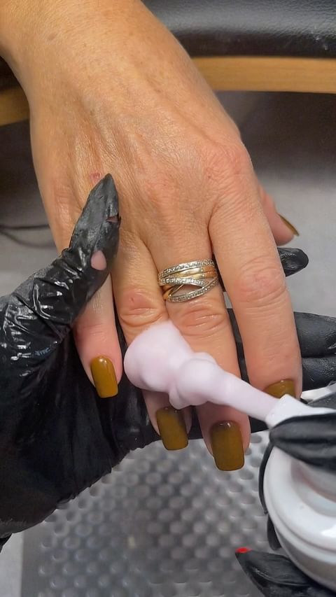 kriiisnailss in LOOKY. #маникюрастрахань,#осеннийманикюр,#ногтиастрахань💅. #маникюрастрахань #о...