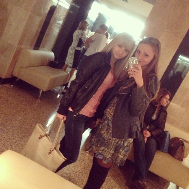 ev__kuhtenko in LOOKY. . null