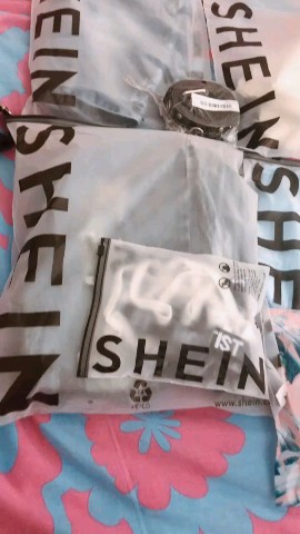 Shein в LOOKY. . Оформите заказ и сов...