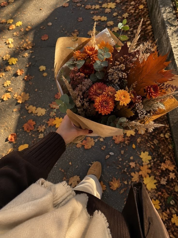 ника Устиненко в LOOKY — Цветок 🥀 осенний цветок 🥀 белый цветок цветок осени сегодн