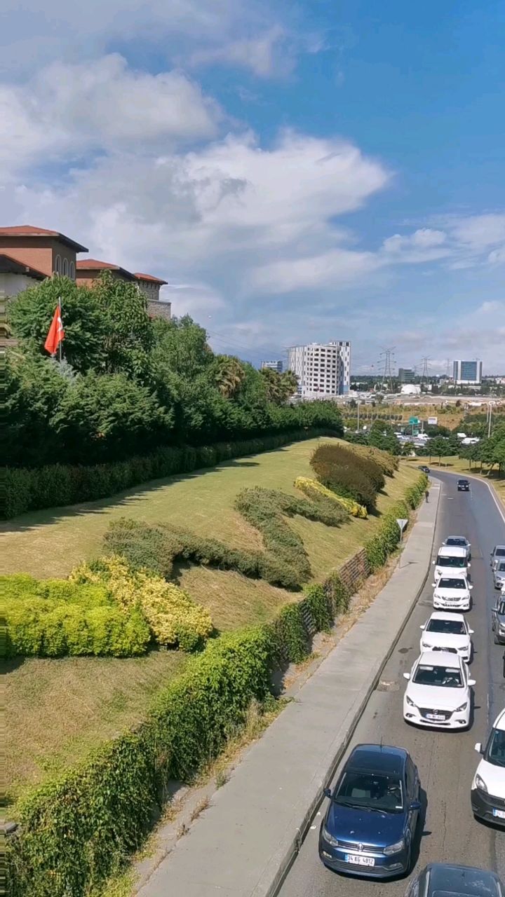 Zlata в LOOKY. . Поехали прогуляться ...