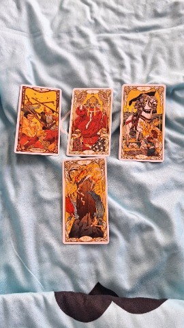 WOMANS_TAROT_VIBE в LOOKY. #чувствамыслидействия#раскладчувствамыслидействия#отношения#расклад#картытароуэйта. ЧУВСТВА, МЫСЛИ, ДЕЙС...