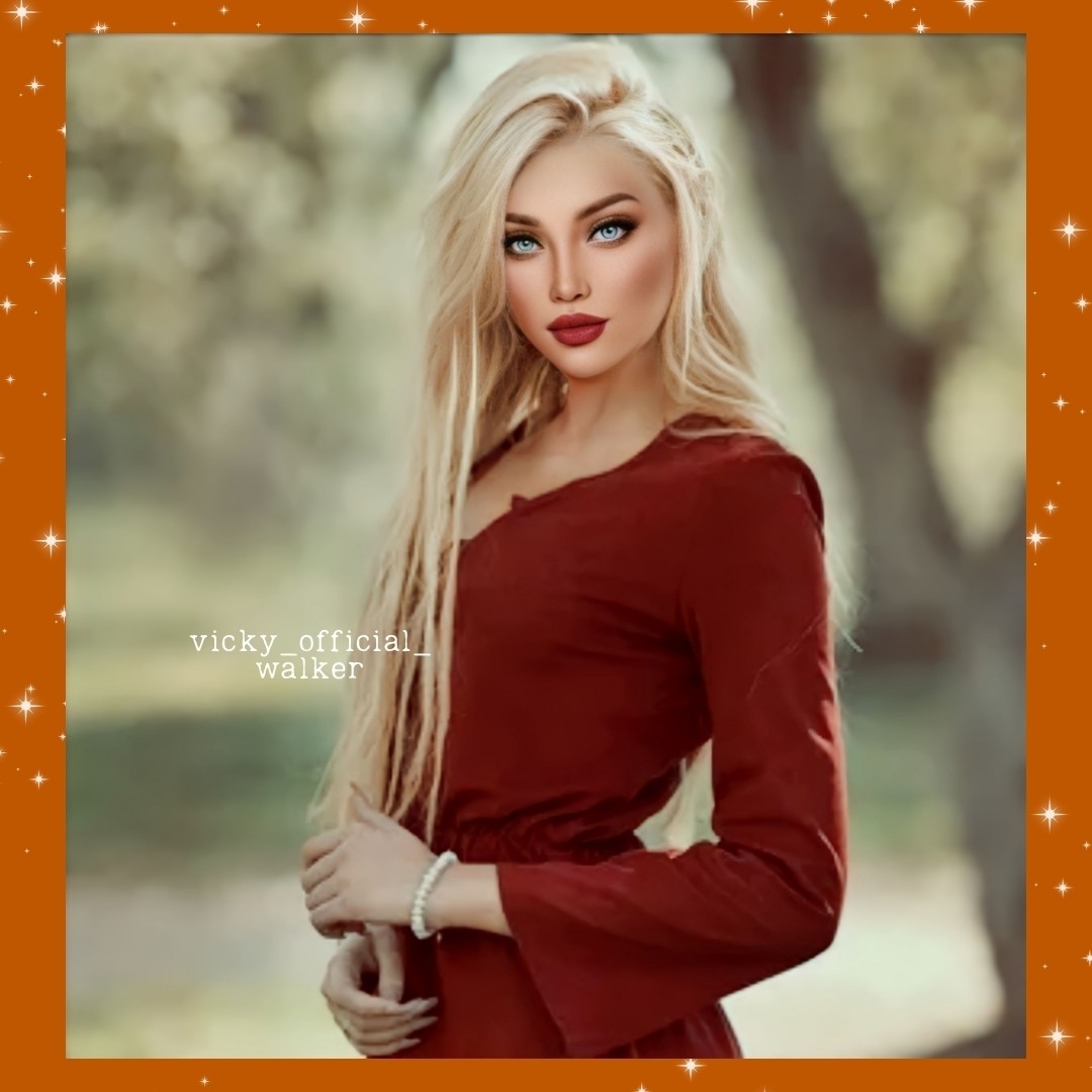 vicky_official_walker