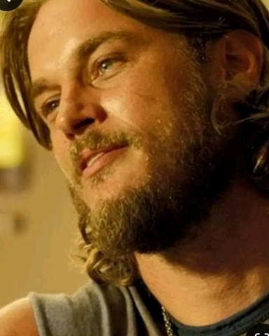 Looky_174571556861816 в LOOKY. #travisfimmel,#ragnarlothbrok,#bjornironside,#alexanderludwig,#hvitserk,#ivartheboneless,#historyvikings,#ubbe,#floki,#lagertha,#ragnar,#kattegat,#katherynwinnick,#bjorn,#kingragnar,#ivar. #travisfimmel #ragna...