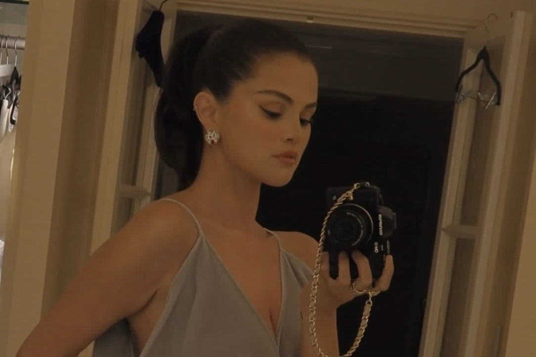 Selena Gomez в LOOKY — фото 10