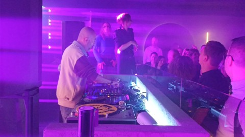 Dj Alexandr Ivlev в LOOKY. #музыкаростова,#вреки,#ночнойклуб,#djset. Dj Zoomer 🎧
[#embar...