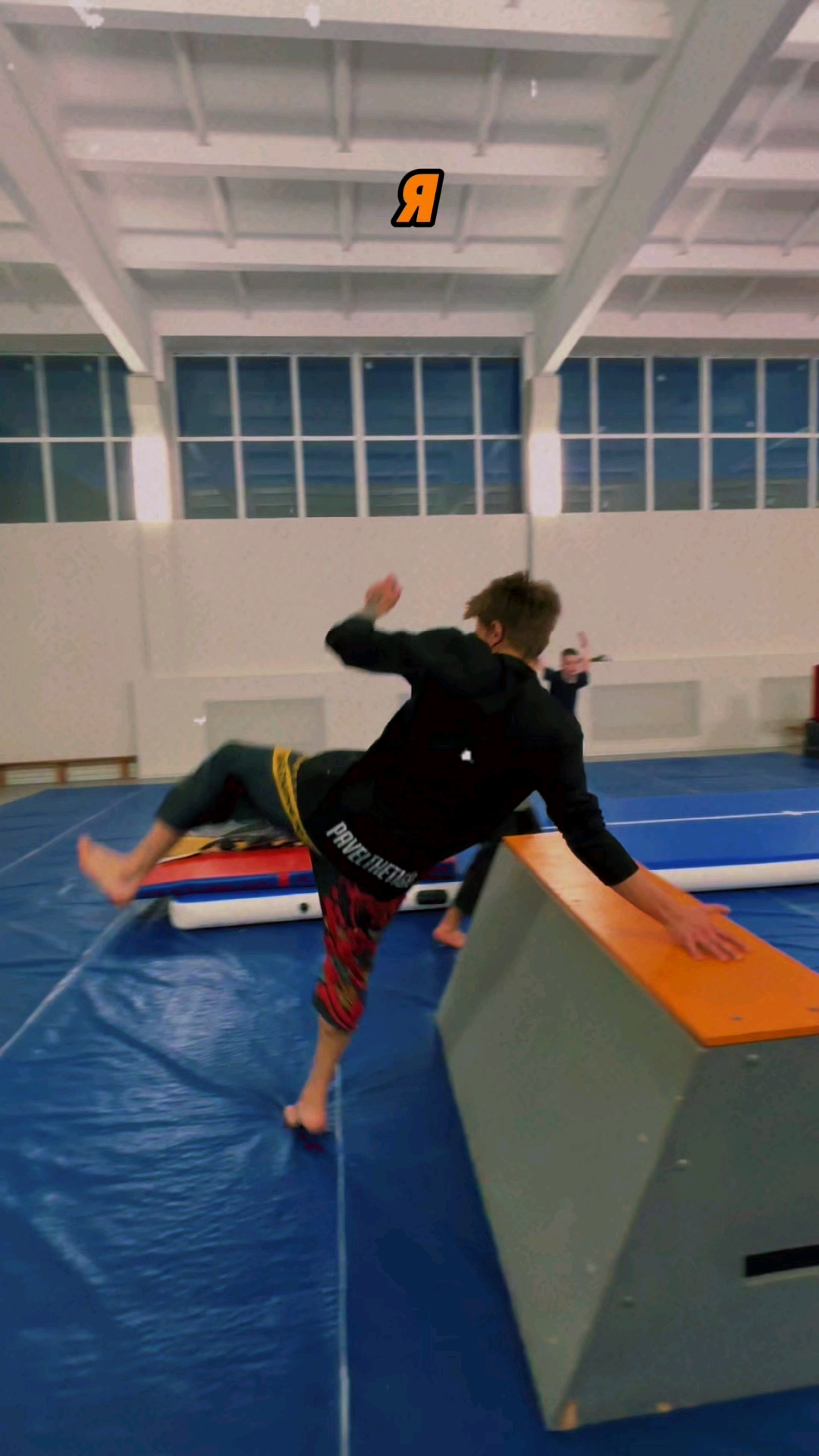 Павел Тигр в LOOKY. #pavelthetigr,#ПавелТигр,#pkfr,#parkour,#паркур,#сальто,#акробатика,#стрекосат,#обучениесальто,#трюк,#трикинг#фриран,#3run. ⚡️ТГК: pavelthetigr ...