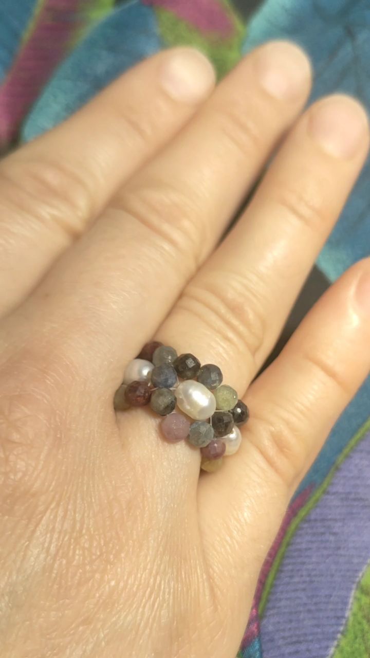 Looky_1697949498242 в LOOKY. #ручнаяработа,#jewelry,#украшенияручнойработы,#украшенияизкамней,#украшенияназаказ. ✨Невероятное кольцо ...
