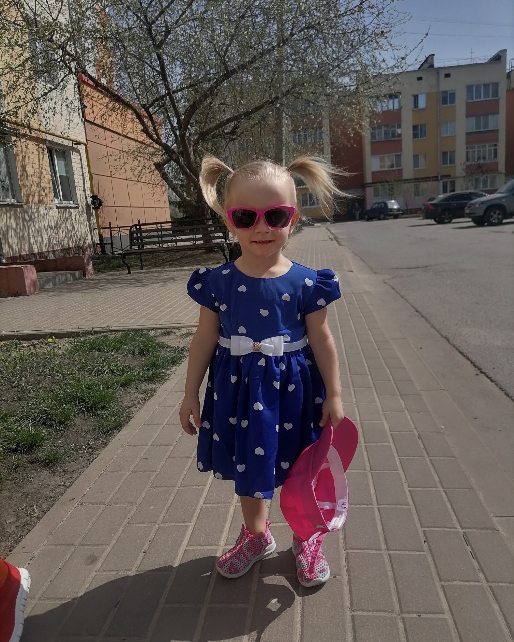 IIepekucb в LOOKY — "Алле, папууууля, ськази маме, пусь купит Титине платье! Нет