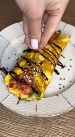 МАТЬ ГОДА по версии домашних в LOOKY. . Идеи для завтрака 🌮...