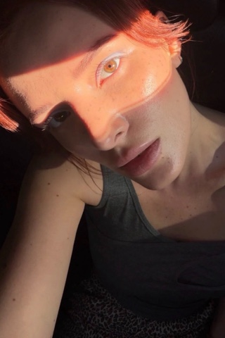 BELLA в LOOKY. . When the sun hits ju...