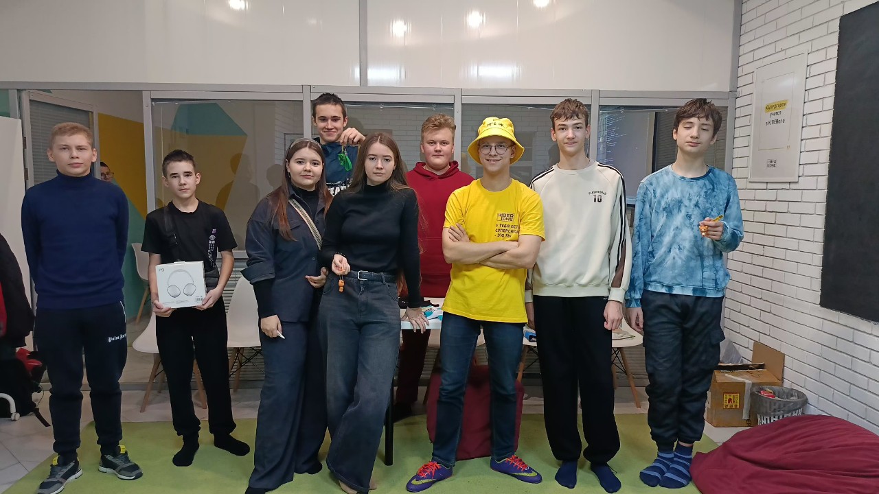 Мои ученики из кибер школы.